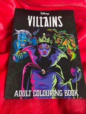 🍀3/$40🍀 Disney Villains Colouring Book - Black with Neon Accents